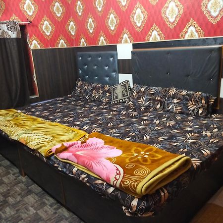 Maa Vaishno Guest House Βαρανάσι Εξωτερικό φωτογραφία