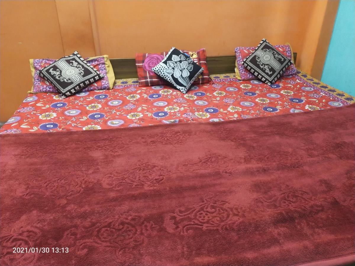 Maa Vaishno Guest House Βαρανάσι Εξωτερικό φωτογραφία