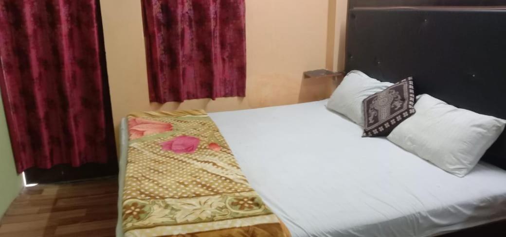 Maa Vaishno Guest House Βαρανάσι Εξωτερικό φωτογραφία