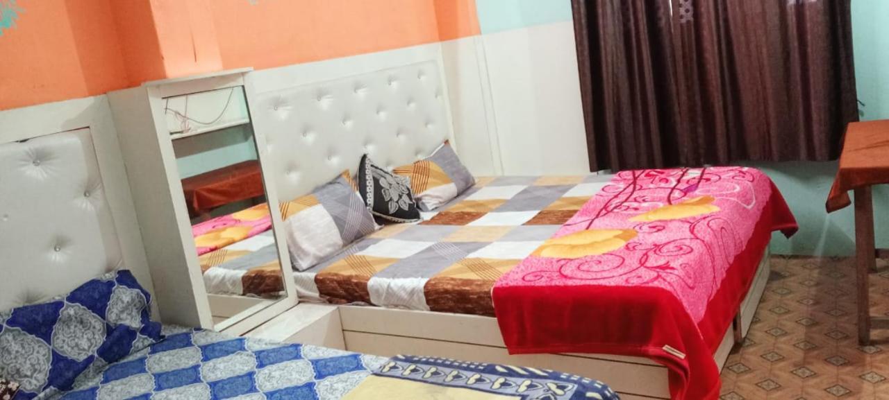 Maa Vaishno Guest House Βαρανάσι Εξωτερικό φωτογραφία