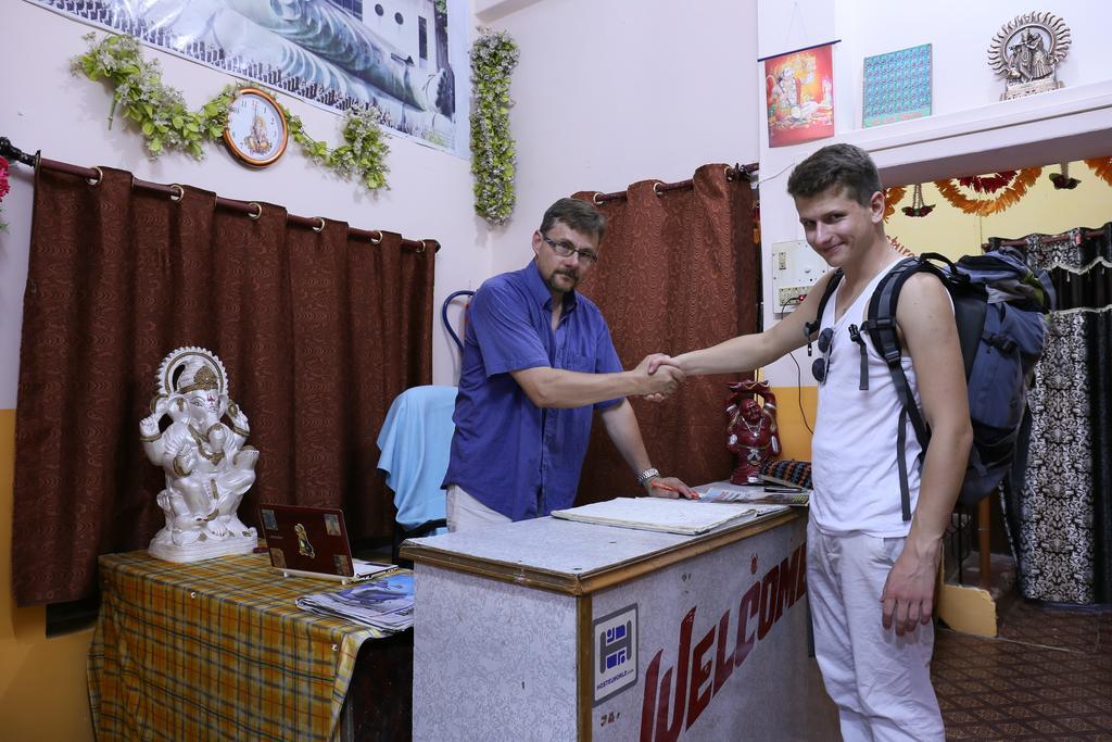 Maa Vaishno Guest House Βαρανάσι Εξωτερικό φωτογραφία