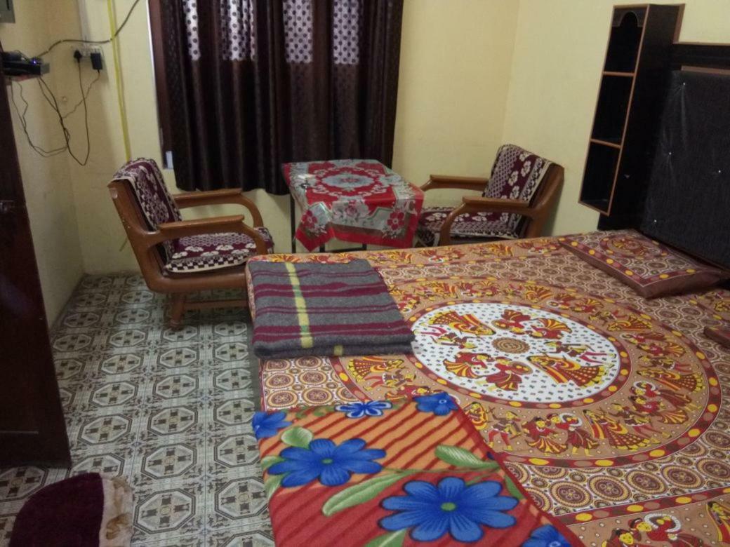 Maa Vaishno Guest House Βαρανάσι Εξωτερικό φωτογραφία